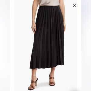 TRUTH Pleated Maxi Skirt